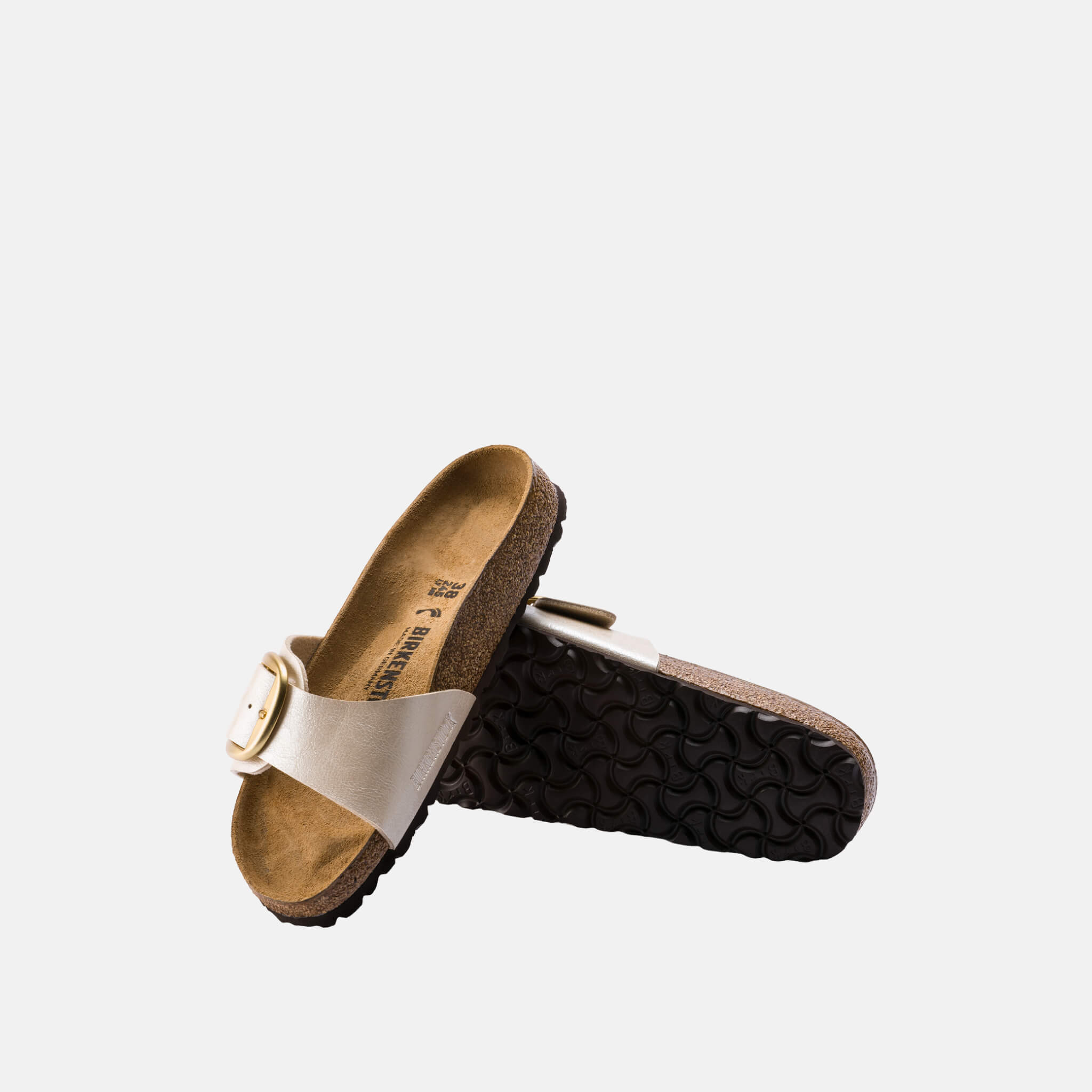 Perłowe klapki Birkenstock Madrid Big Buckle Graceful