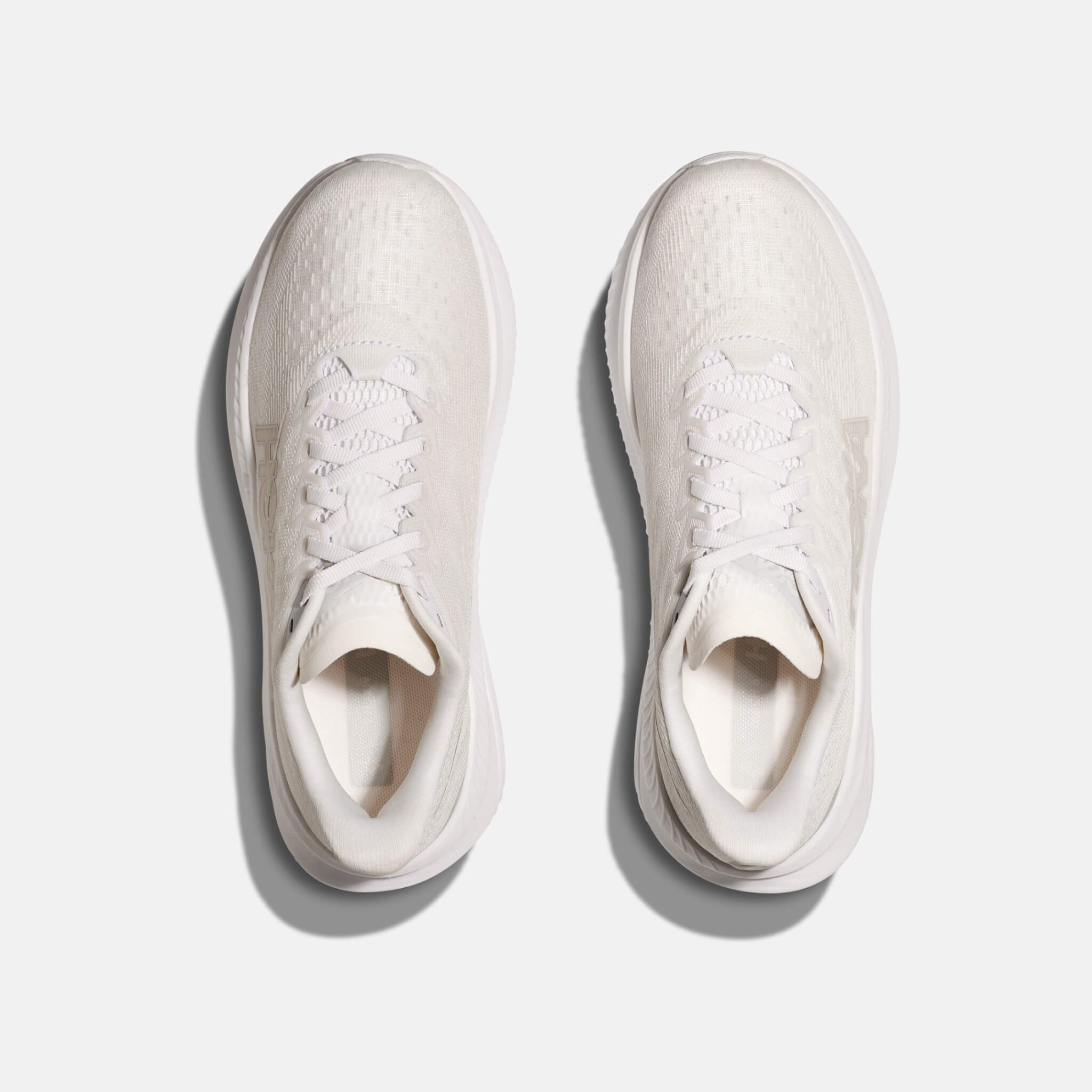 Women's white Hoka Mach 6 sneakers