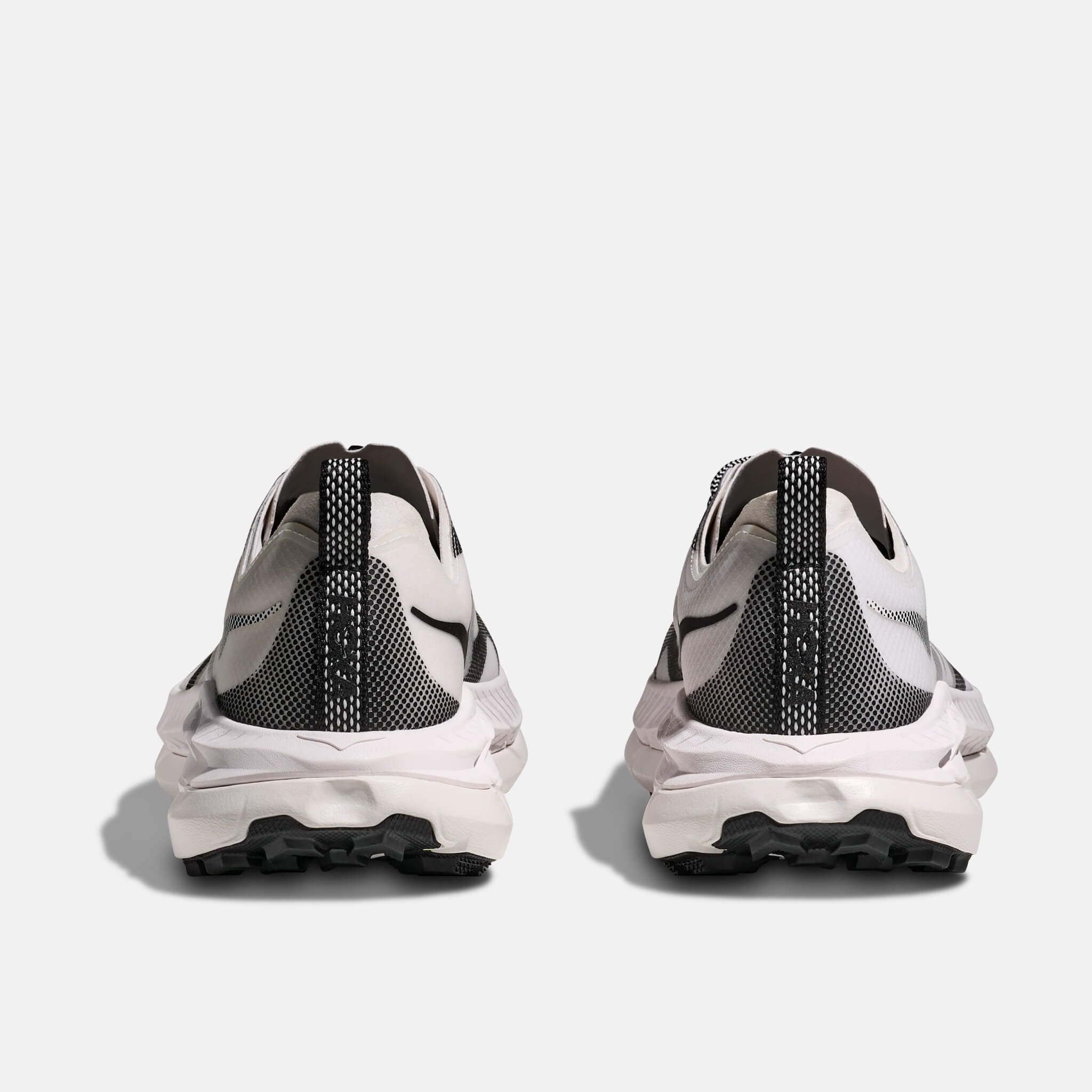 Unisex biało-czarne sneakersy Hoka Mafate Speed 4 Lite TS