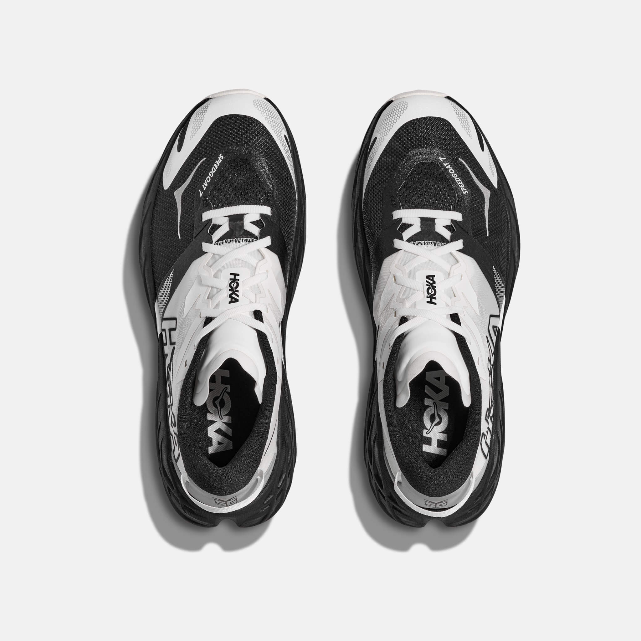 Męskie czarno-białe sneakersy Hoka Speedgoat 7