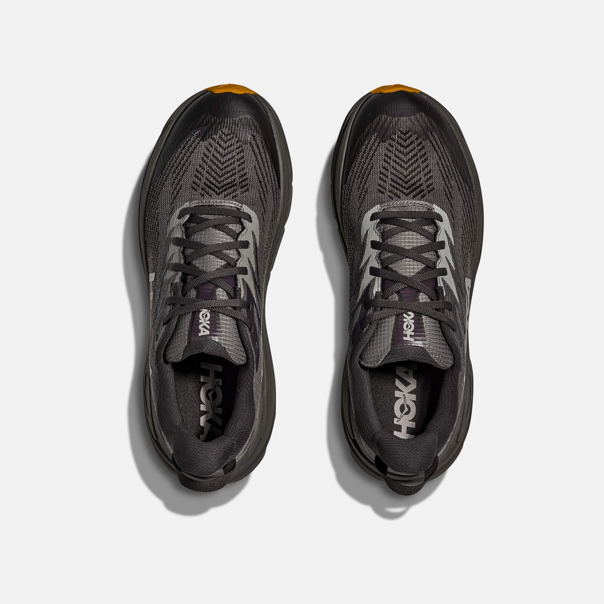 Męskie szaro-czarne sneakersy Hoka Challenger 8 GTX