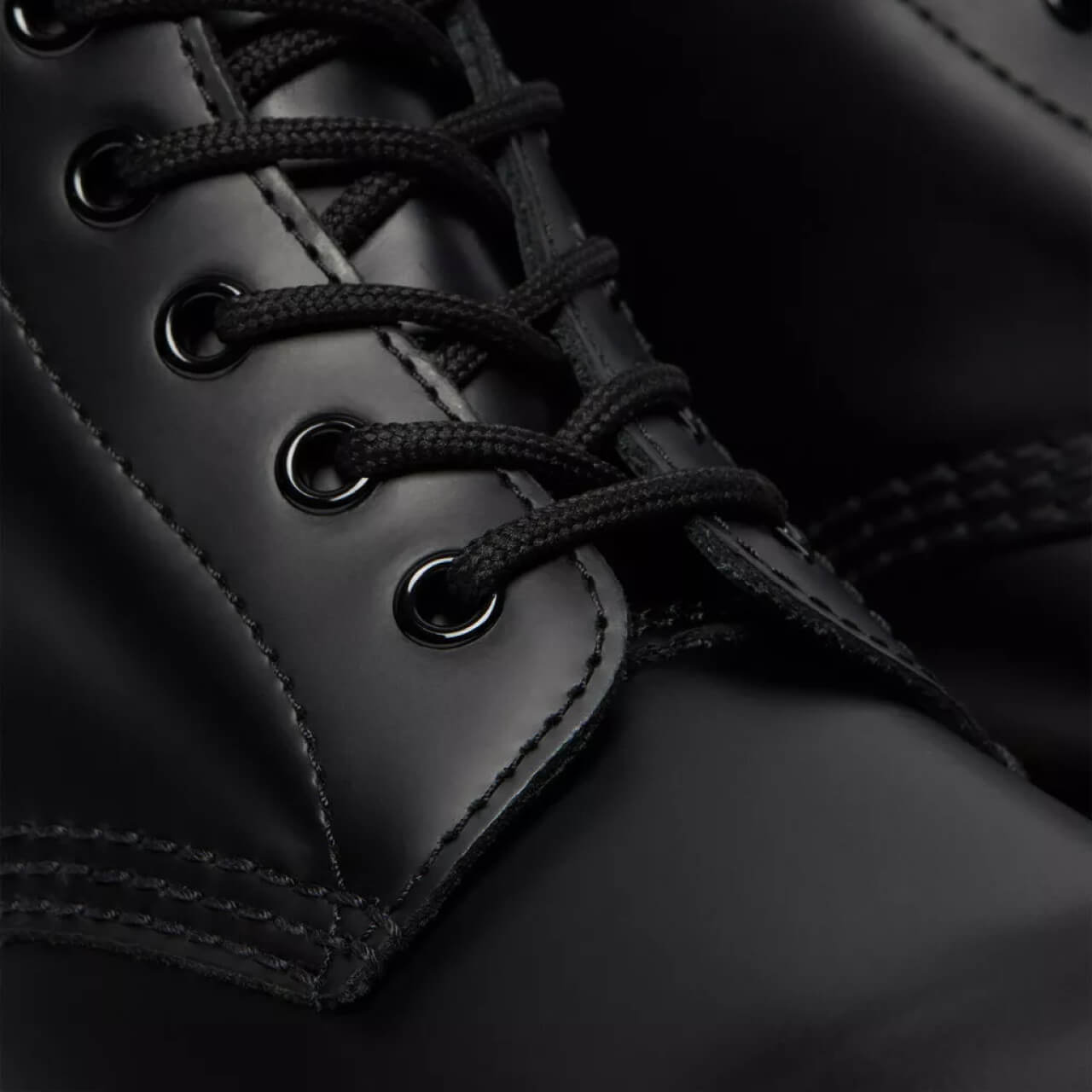Czarne botki Dr. Martens 1460