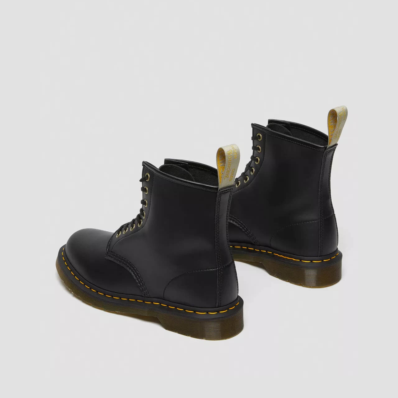Czarne botki Dr. Martens 1460 Vegan
