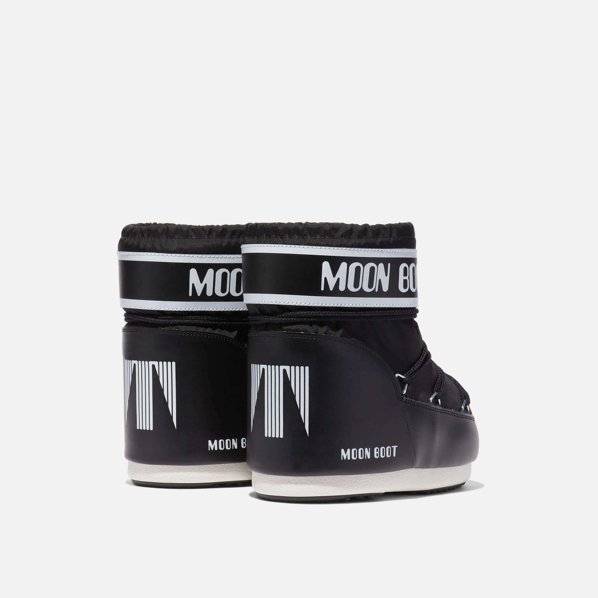 Damskie czarne śniegowce Moon Boot Classic Low 2