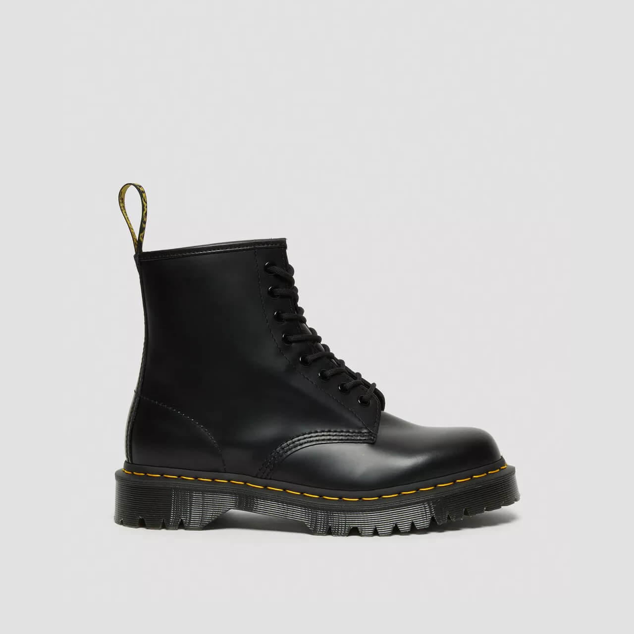 Czarne botki Dr. Martens 1460 Bex