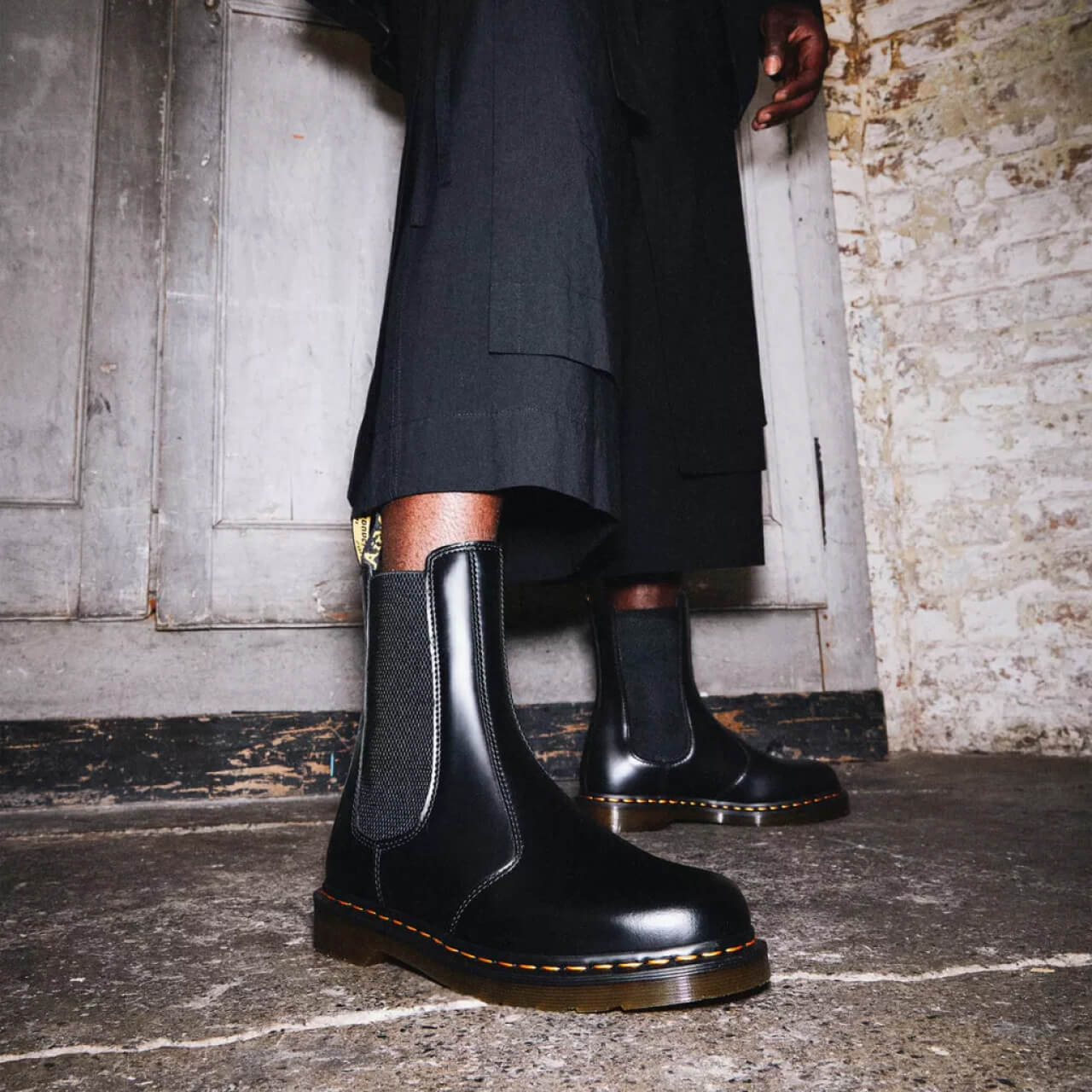 Czarne buty chelsea Dr. Martens 2976 Hi