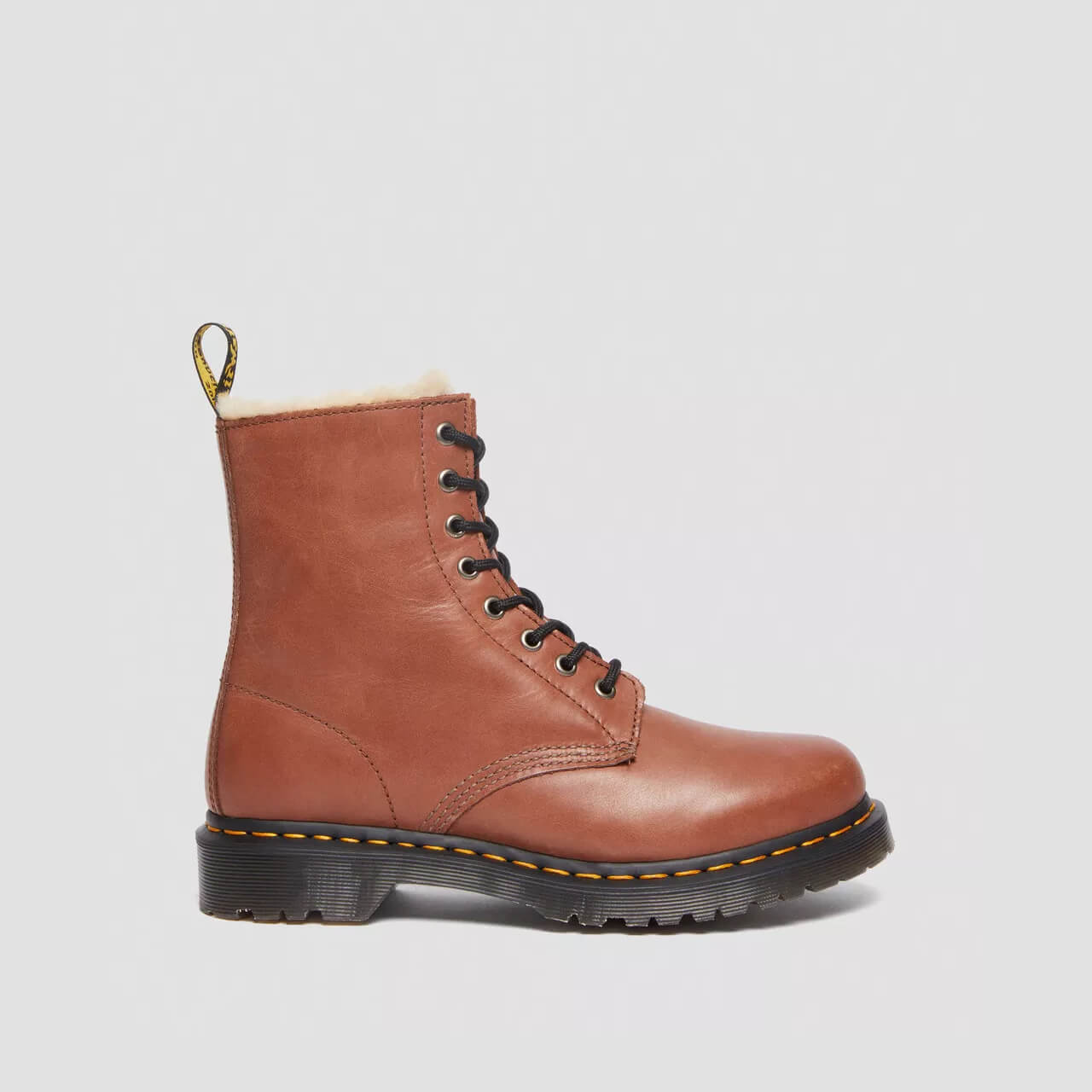 Damskie brązowe botki Dr. Martens 1460 Serena