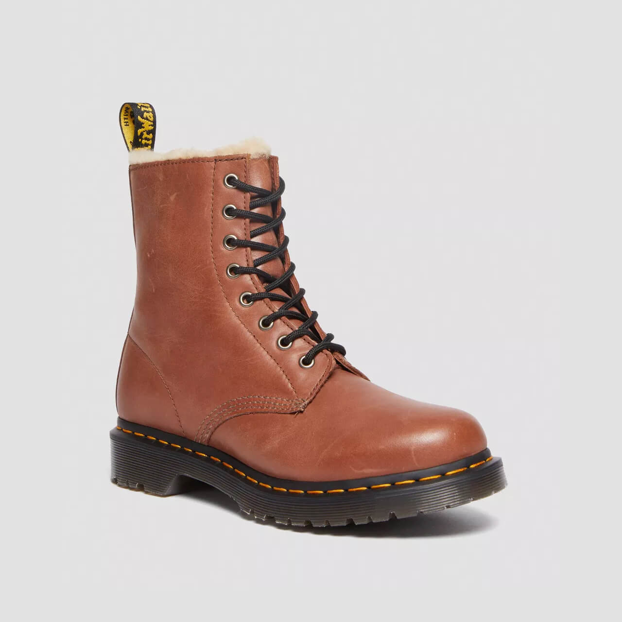 Damskie brązowe botki Dr. Martens 1460 Serena