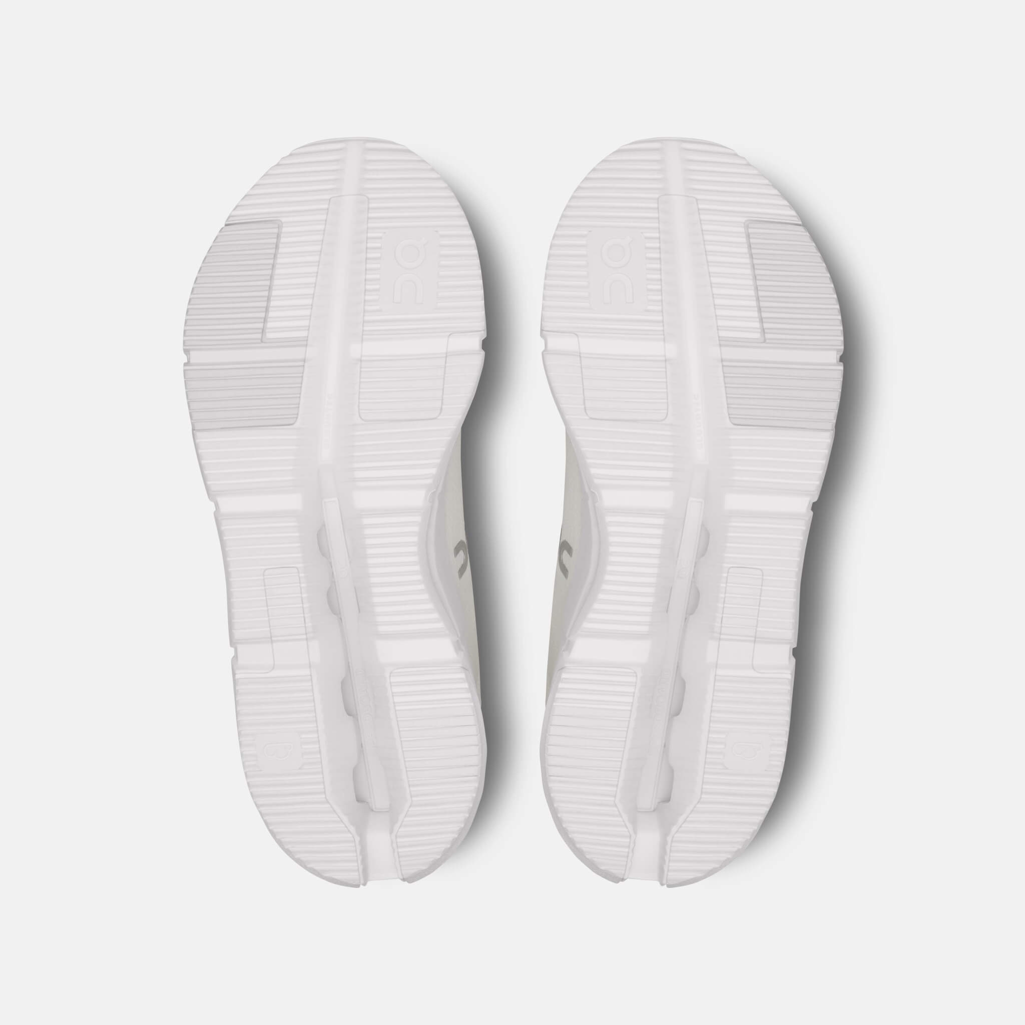 Men's white sneakers On Cloudnova 2