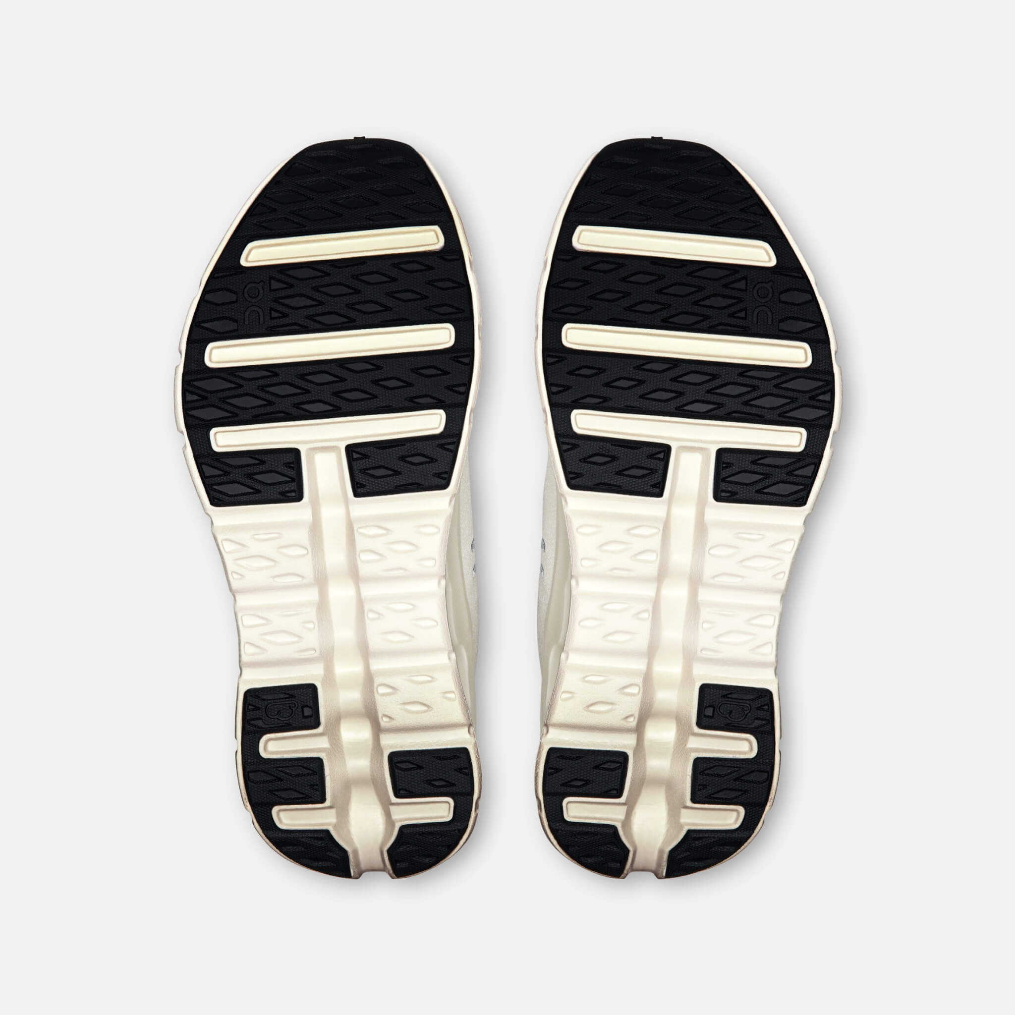 Women's beige sneakers On Cloudtilt