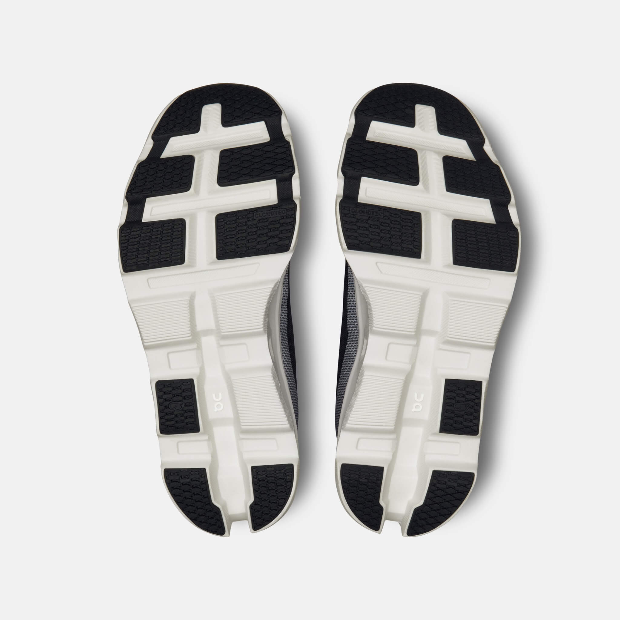 Damskie czarne buty do biegania On Cloudmonster 2