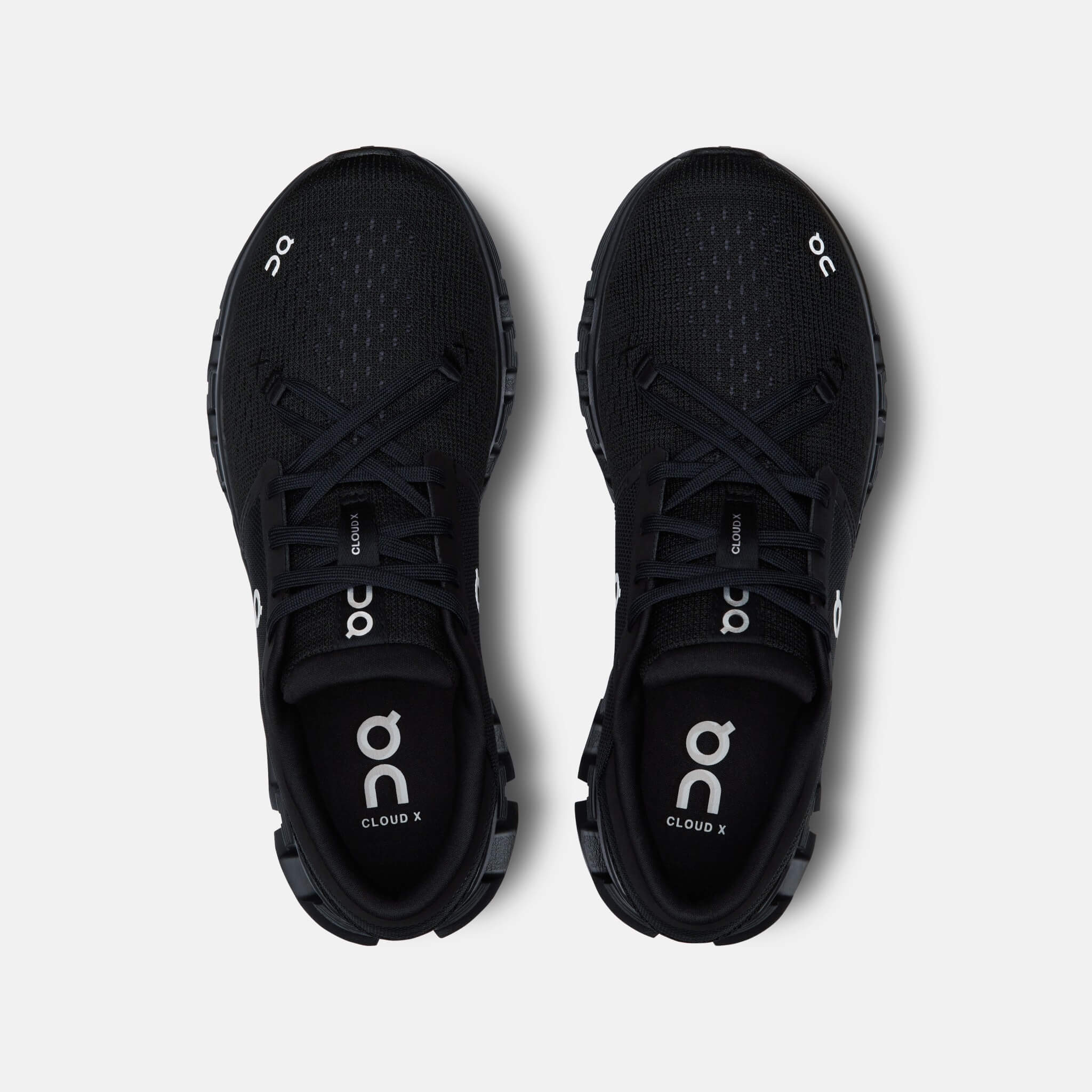 Damskie czarne buty treningowe On Cloud X 4