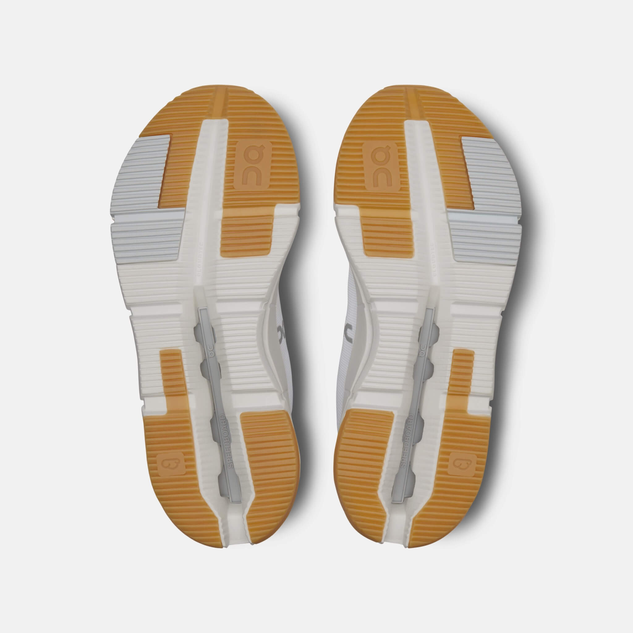 Damskie białe sneakersy On Cloudnova Form 2