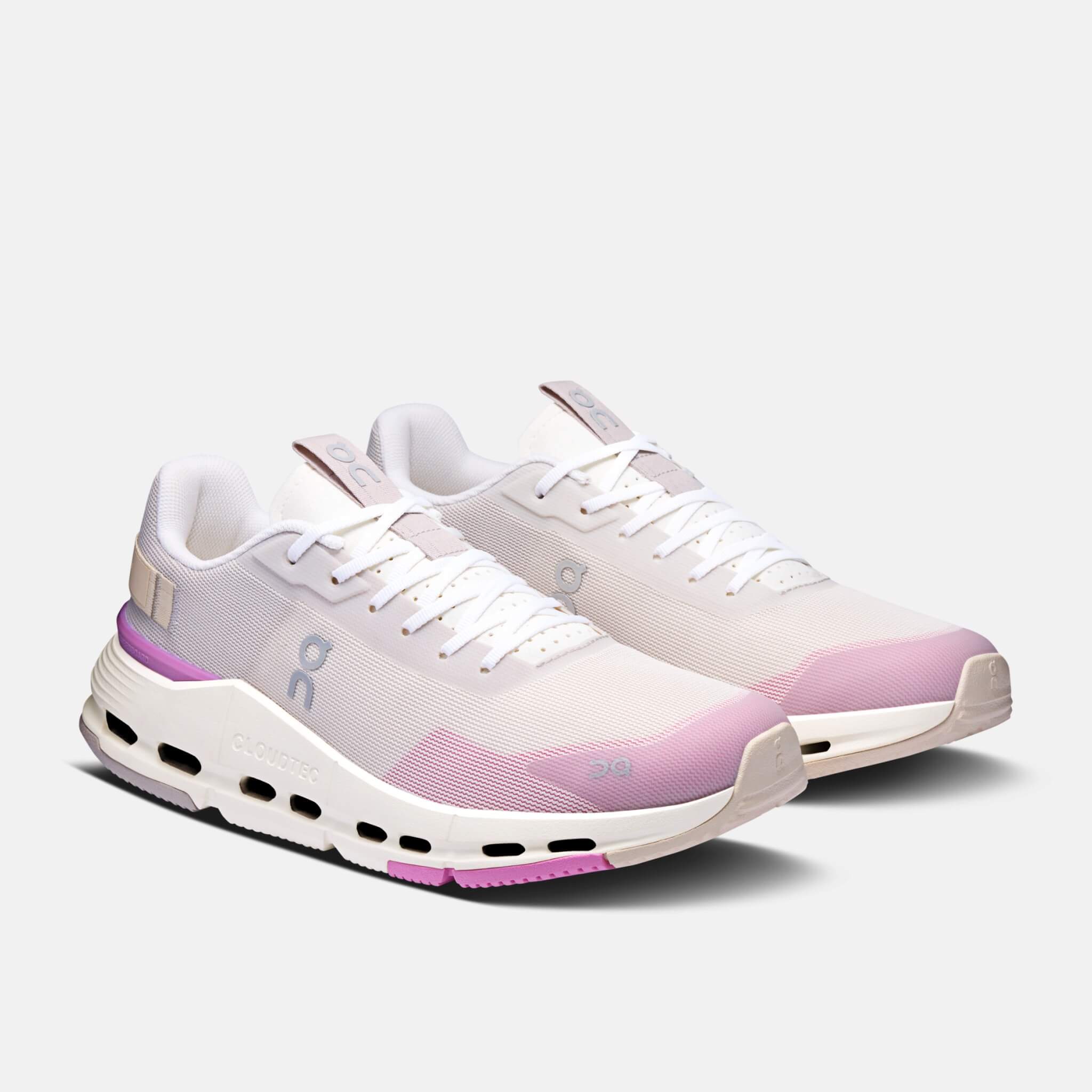 Damskie biało-różowe sneakersy On Cloudnova Form 2