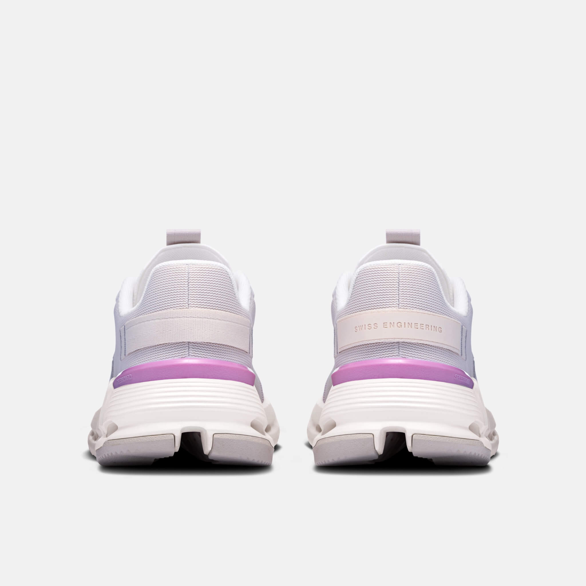Damskie biało-różowe sneakersy On Cloudnova Form 2