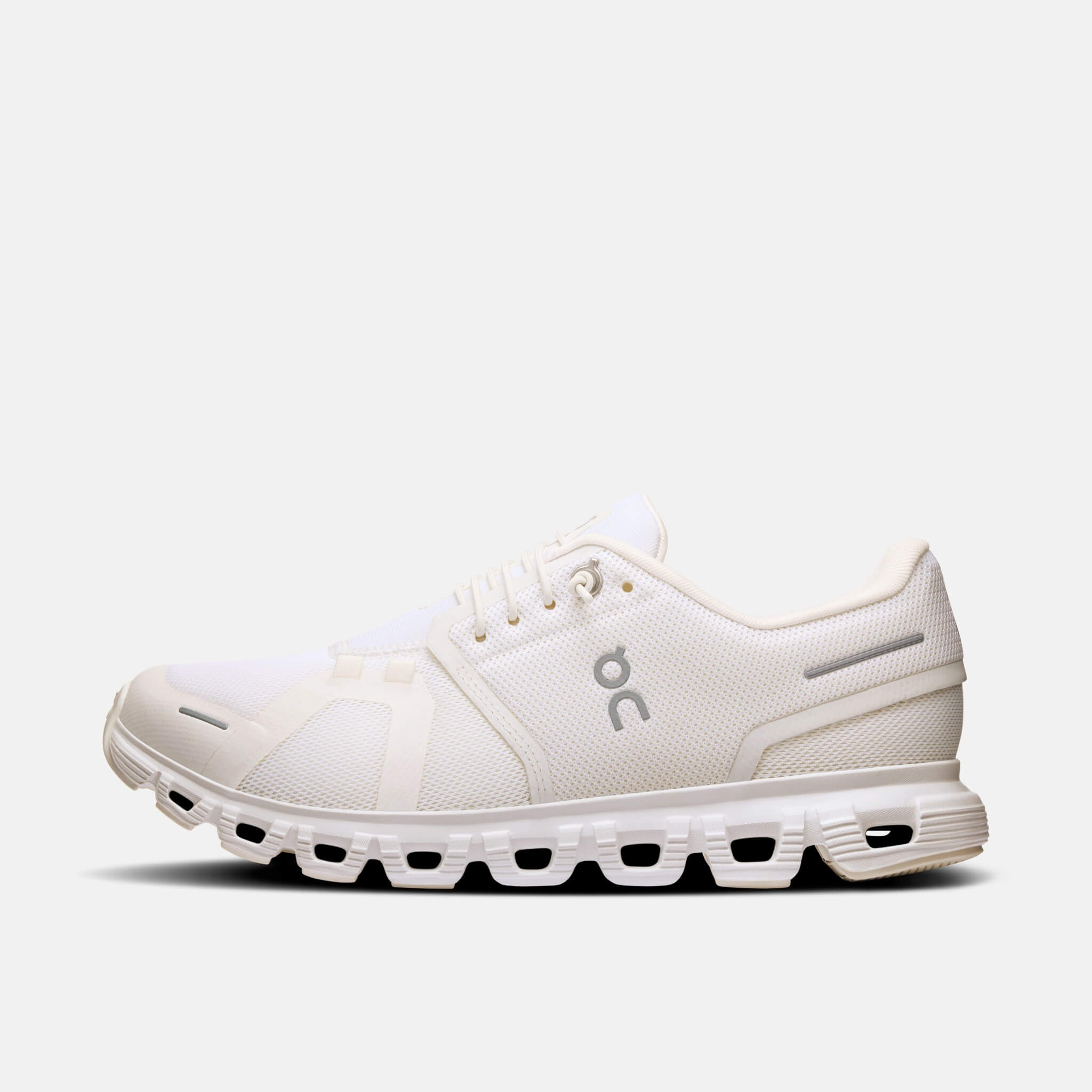 Damskie białe sneakersy On Cloud 6 1