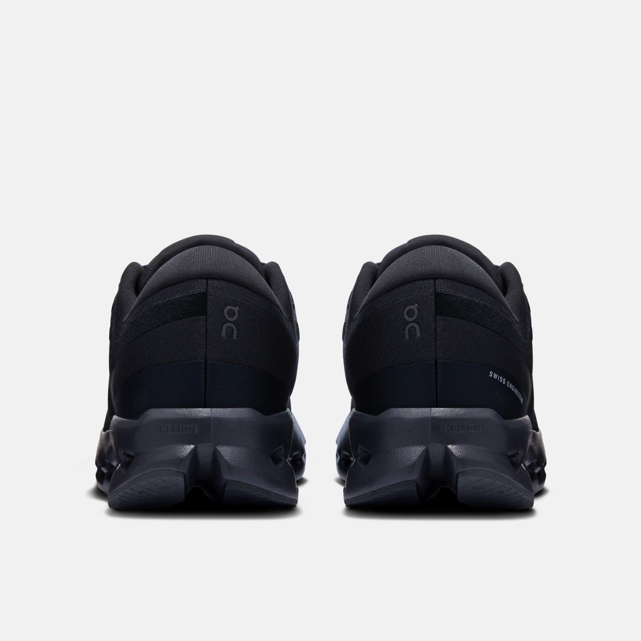 Damskie czarne buty do biegania On Cloudsurfer 2