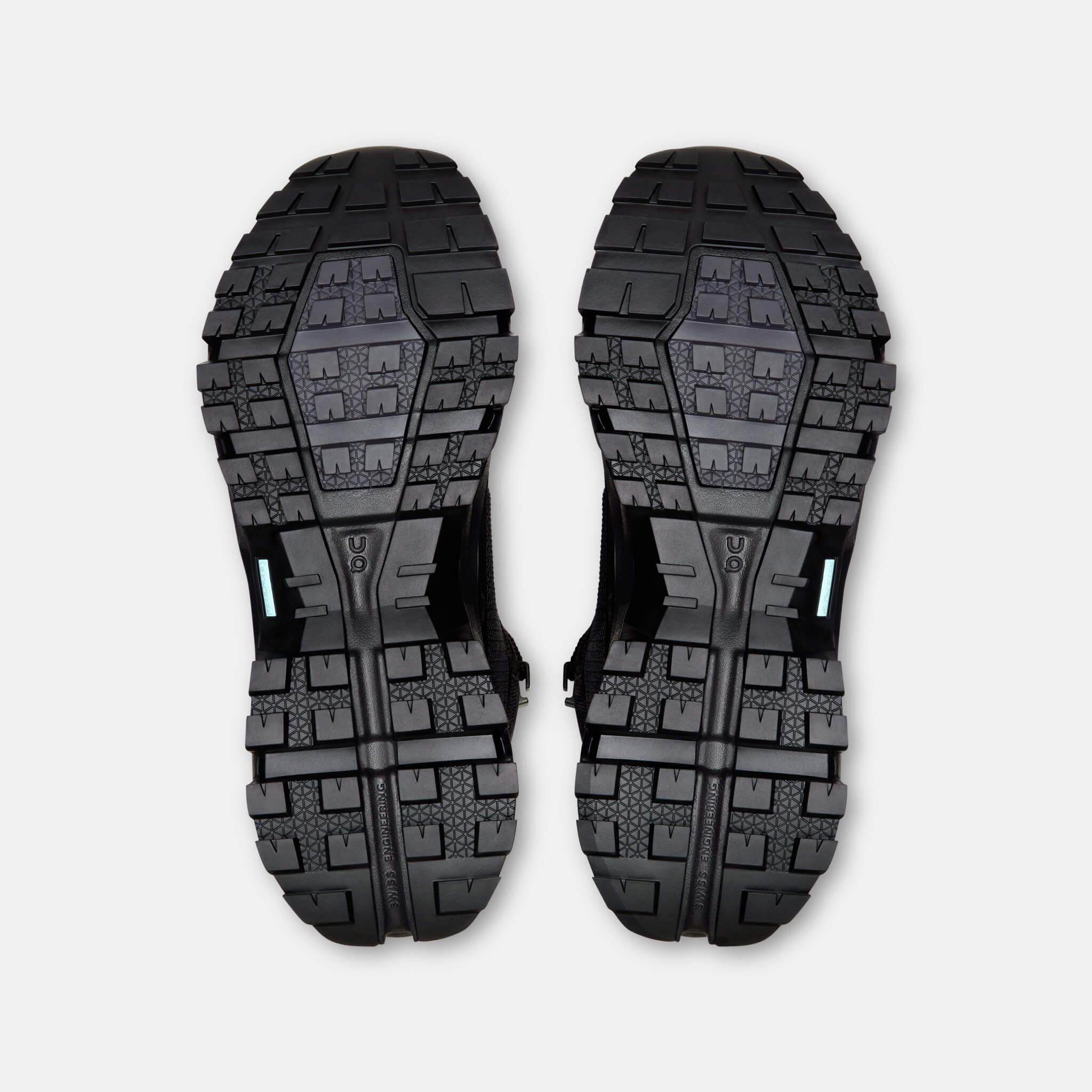 Damskie czarne buty outdoorowe On Cloudrock Mid WP