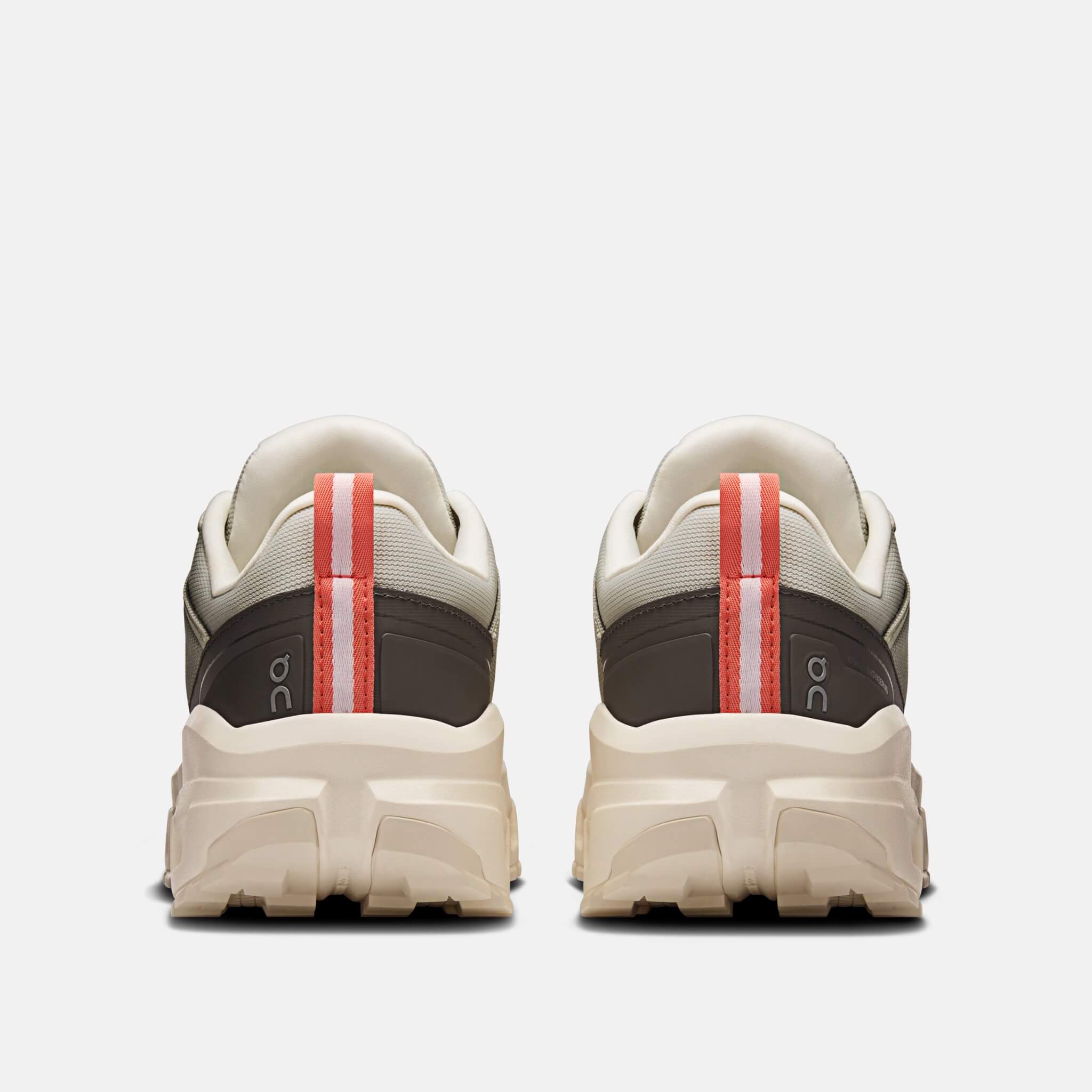 Damskie szare buty outdoorowe On Cloudrock Low WP 1