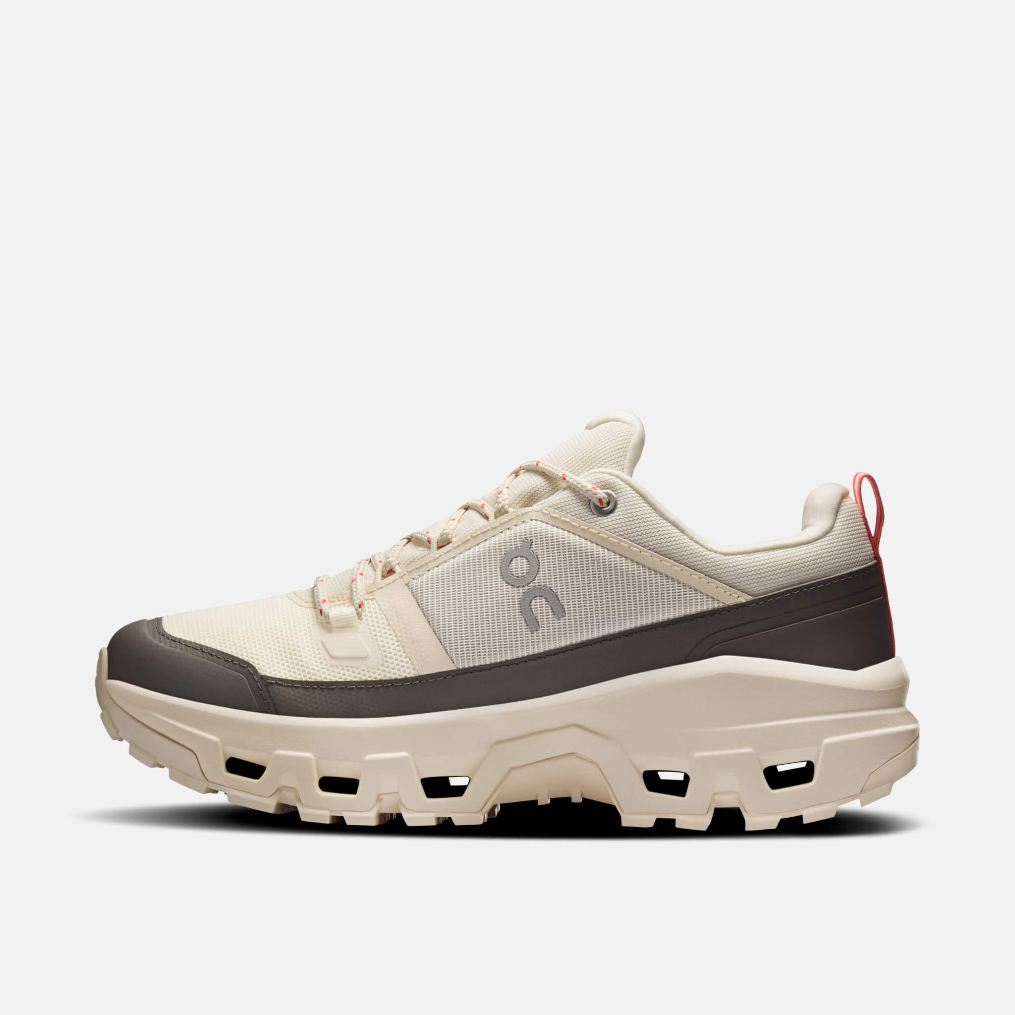 Damskie szare buty outdoorowe On Cloudrock Low WP 1