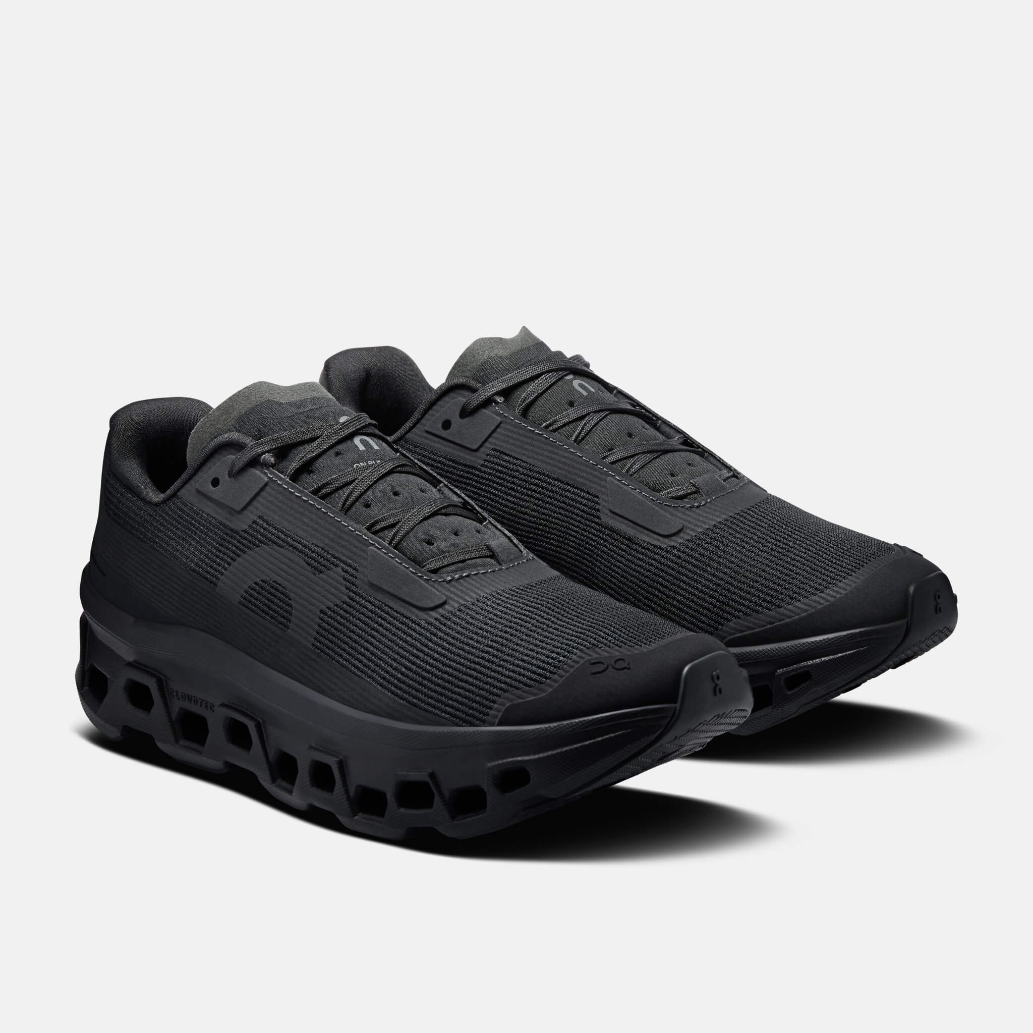 Damskie czarne sneakersy On CloudmOnster Void