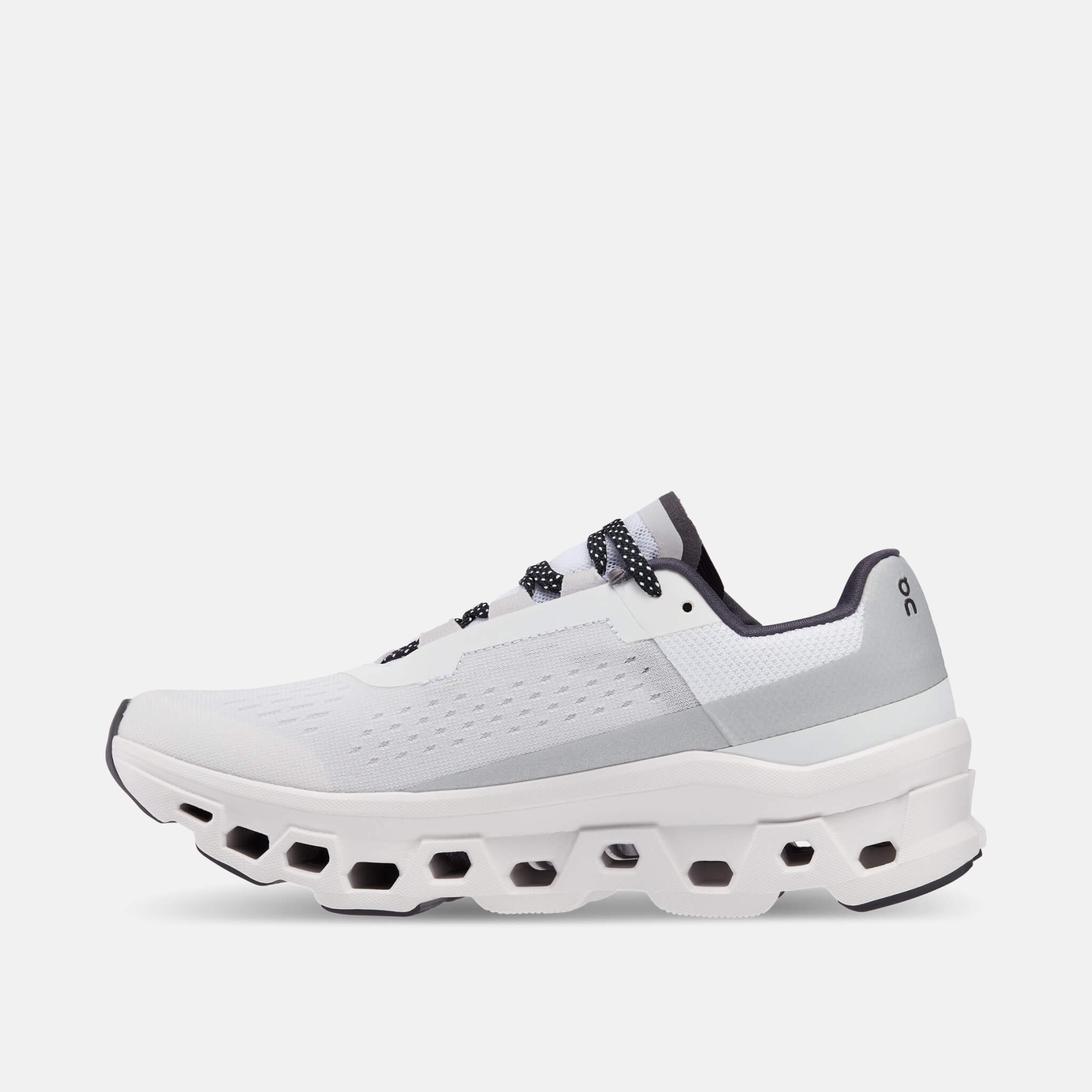 Damskie białe buty do biegania On Cloudmonster