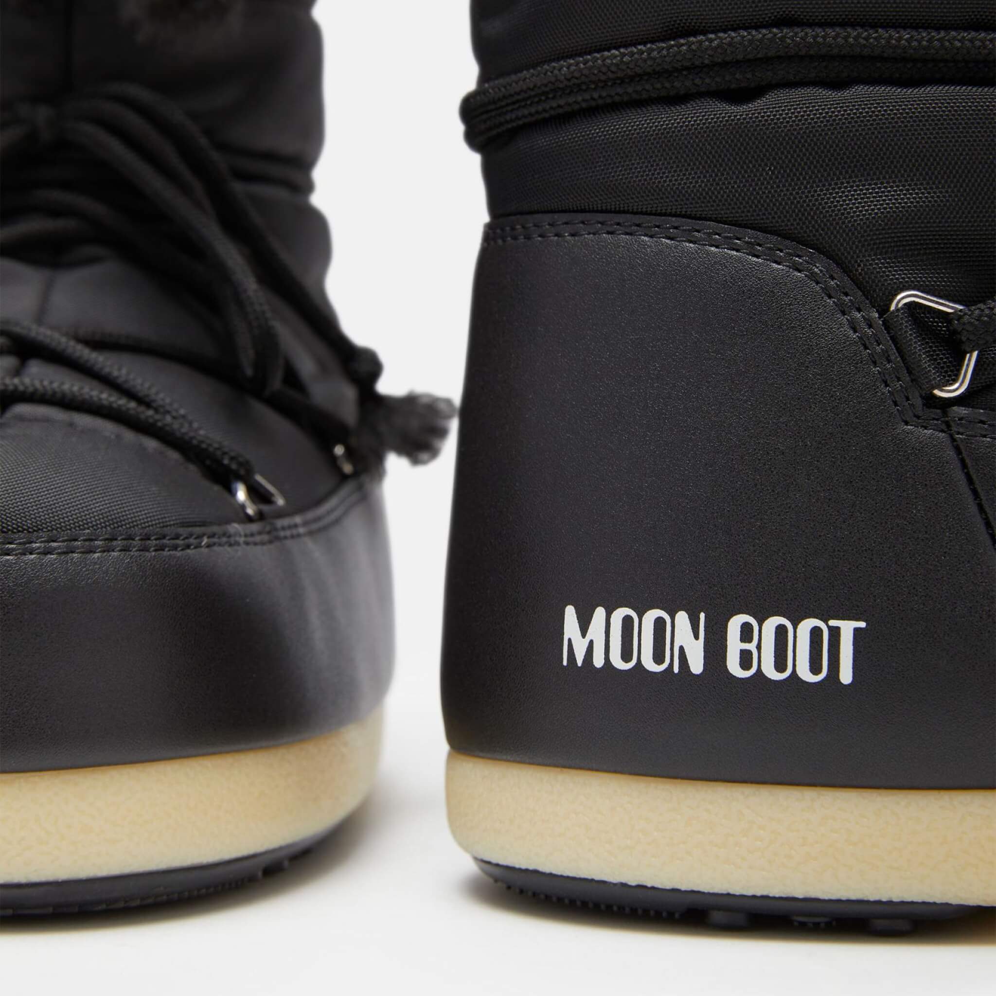 Damskie czarne śniegowce Moon Boot Evx Light Nylon