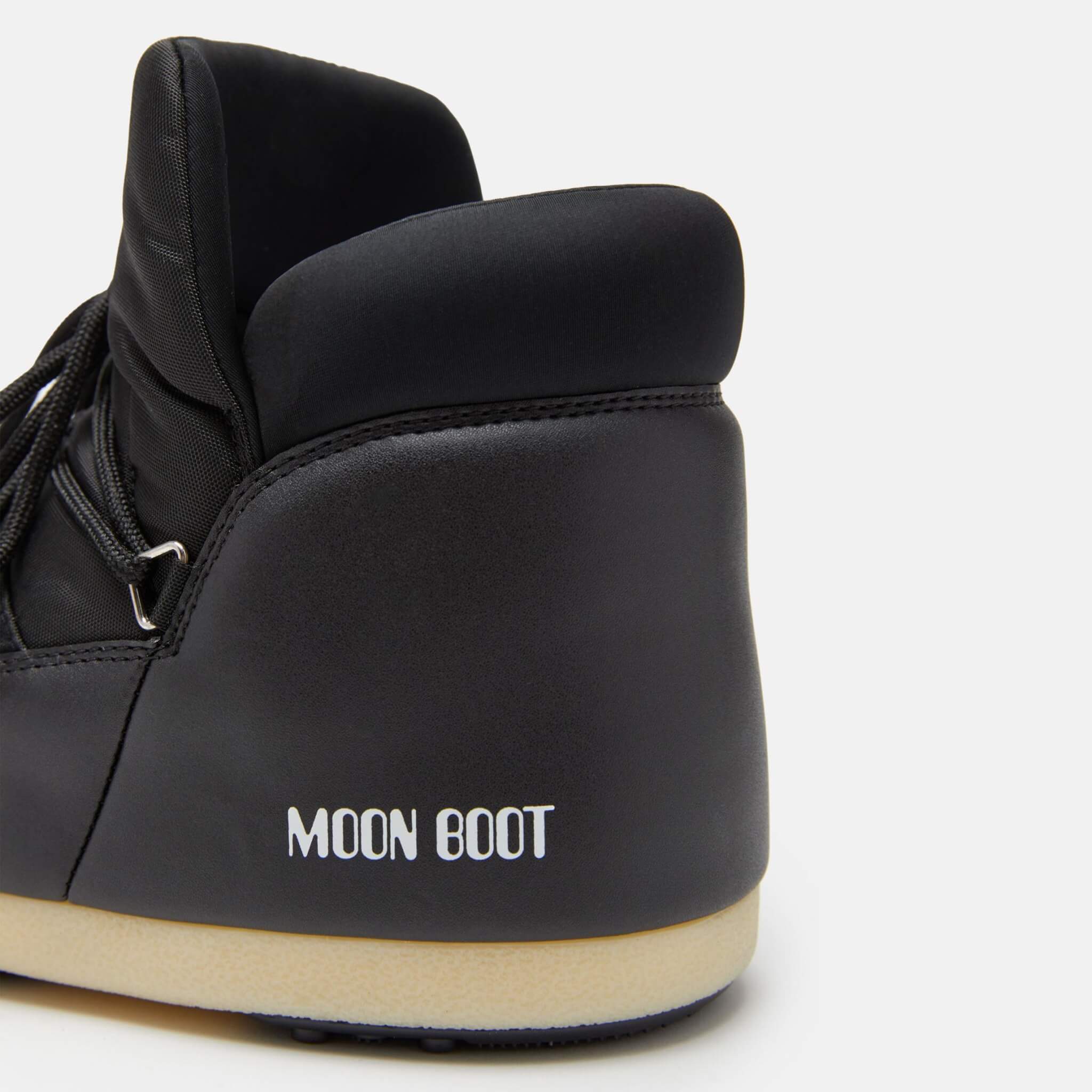 Damskie czarne śniegowce Moon Boot Evx Pumps Nylon