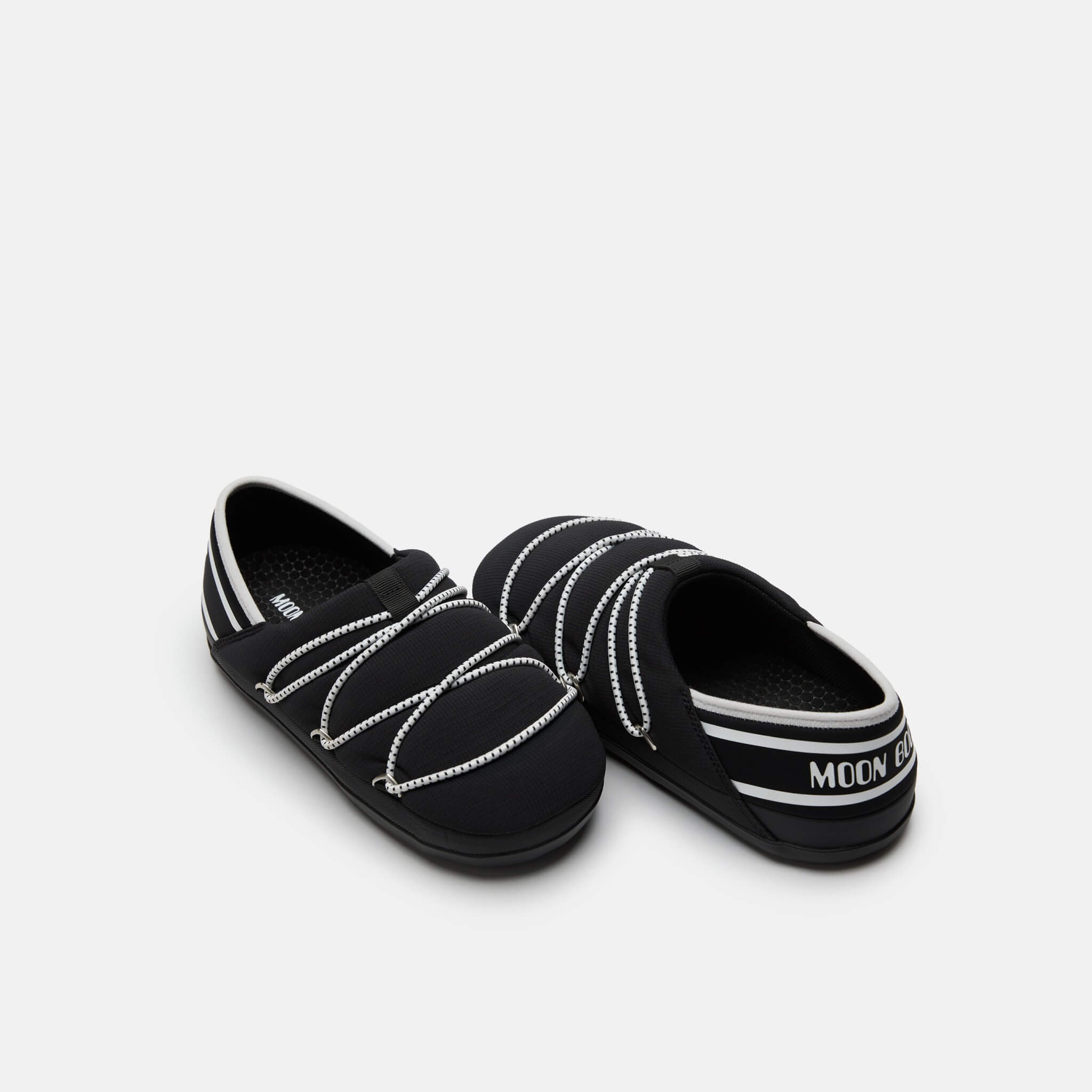 Unisex czarne półbuty wsuwane Moon Boot Icon Slipper