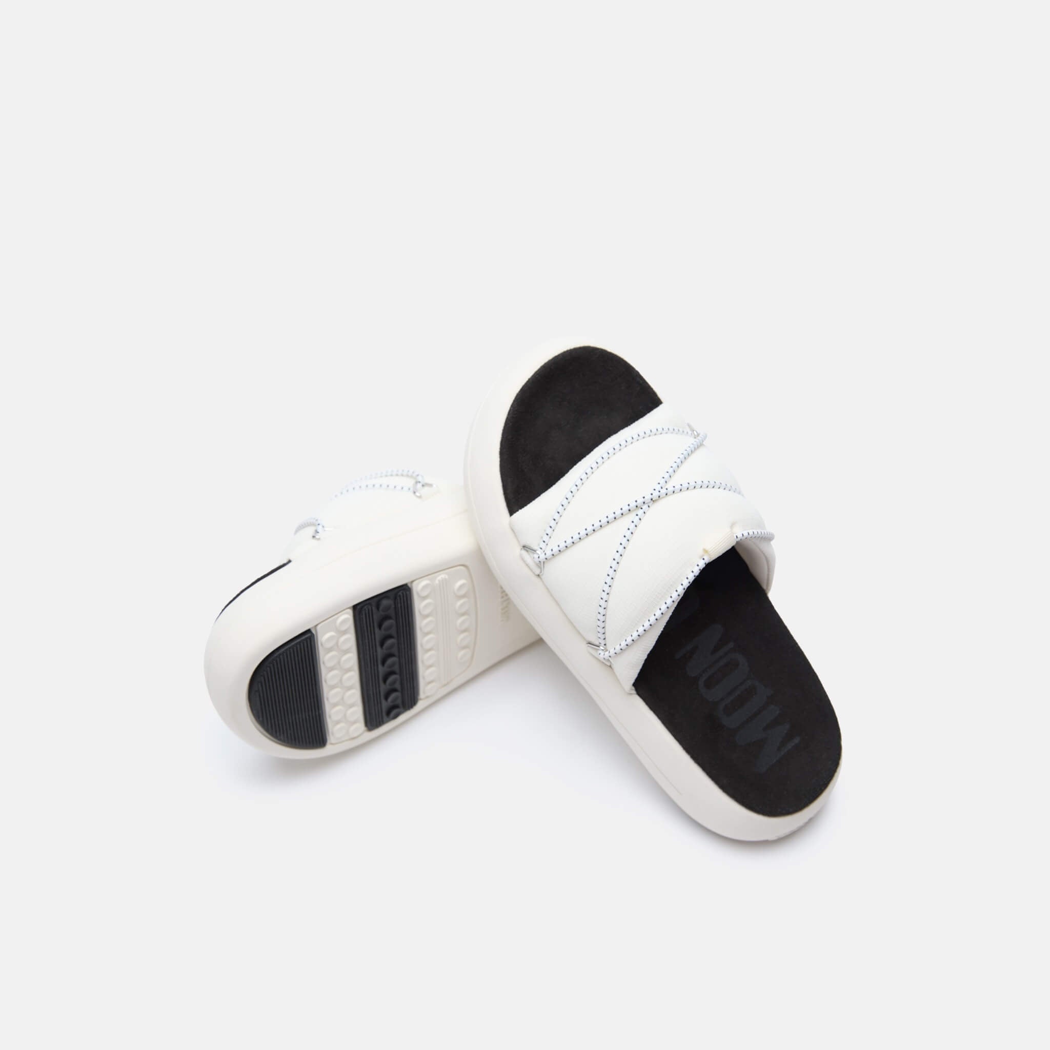 Unisex białe kapcie Moon Boot Icon Slide