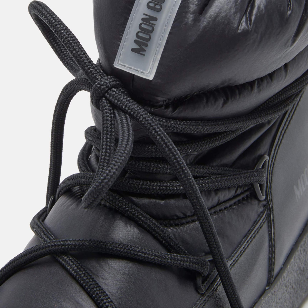 Damskie czarne śniegowce Moon Boot Ltrack Low Nylon WP