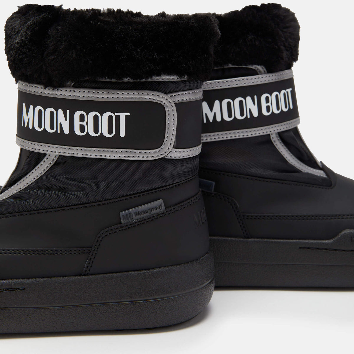 Dziecięce czarne śniegowce Moon Boot JR Park Strap