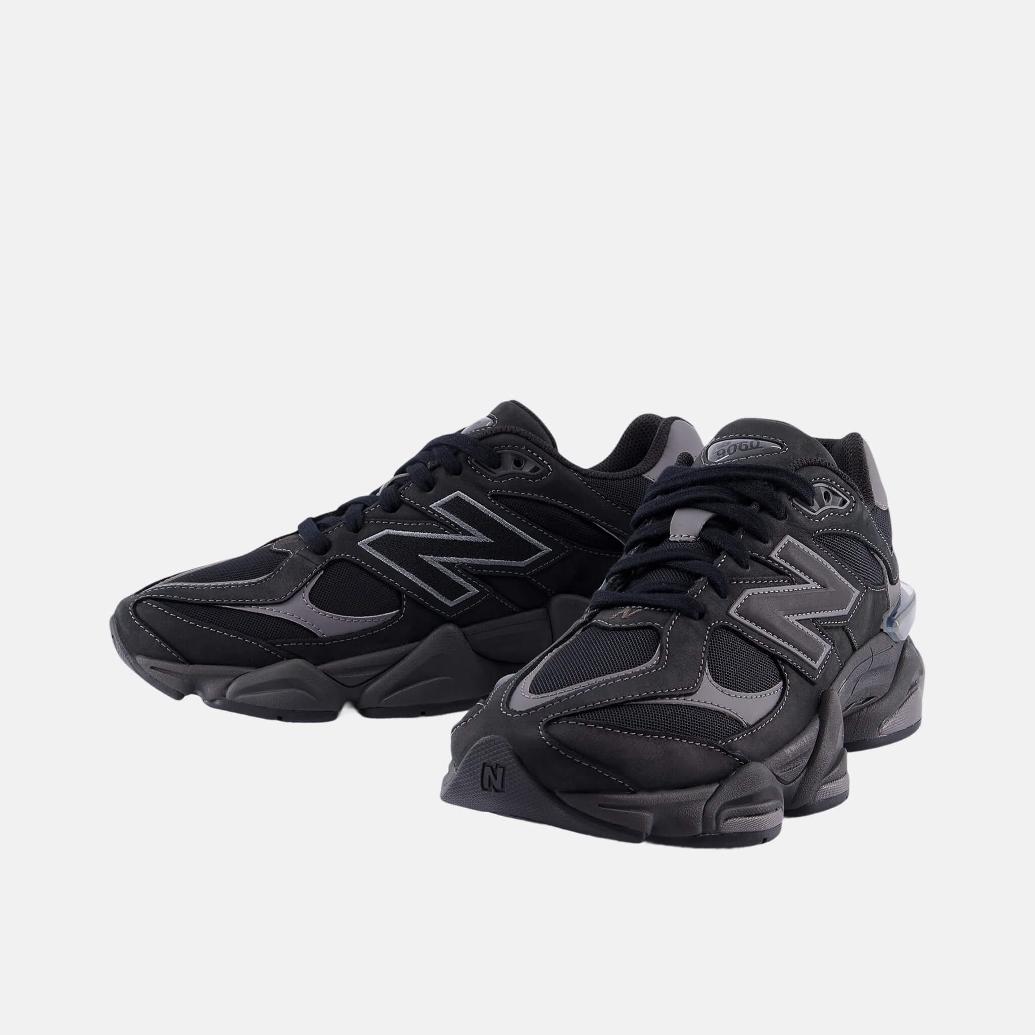 Unisex czarne sneakersy New Balance U906079E